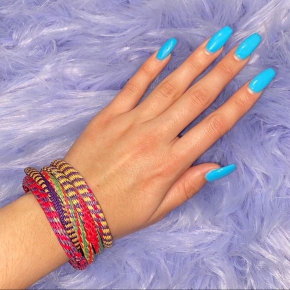 5 Multicolored Woven Bracelets - Picture 2 of 4